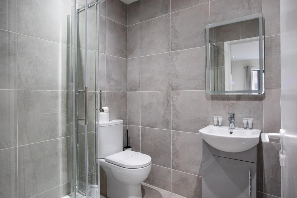 Luxury, Sleeps 6, City Centre Belfast Exterior foto