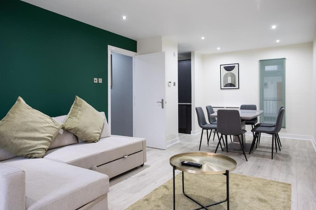 Luxury, Sleeps 6, City Centre Belfast Exterior foto